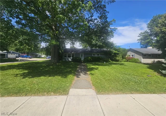 Photo 1 of Single family home for sale at 1000 Sanford St, Vermilion, OH 44089 | MLS# 5218695 | Listing updated on 2026-09-04