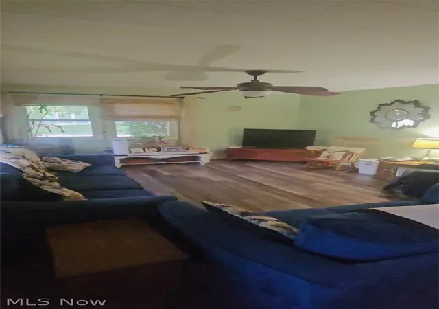 Photo 2 of Single family home for sale at 1000 Sanford St, Vermilion, OH 44089 | MLS# 5218695 | Listing updated on 2026-09-04