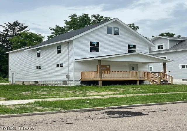 Photo 1 of Single family home for sale at 672 Moon St, Akron, OH 44307 | MLS# 5218654 | Listing updated on 2026-09-14