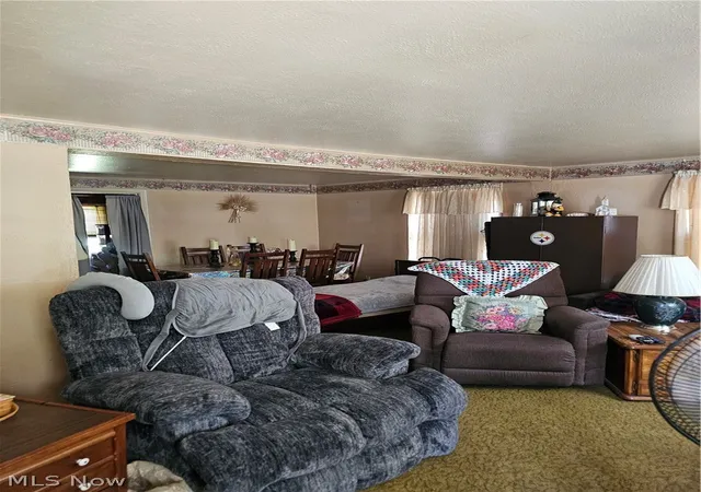 Photo 3 of Single family home for sale at 614 Meadowbrook Ave SE, Warren, OH 44484 | MLS# 5219260 | Listing updated on 2026-09-11