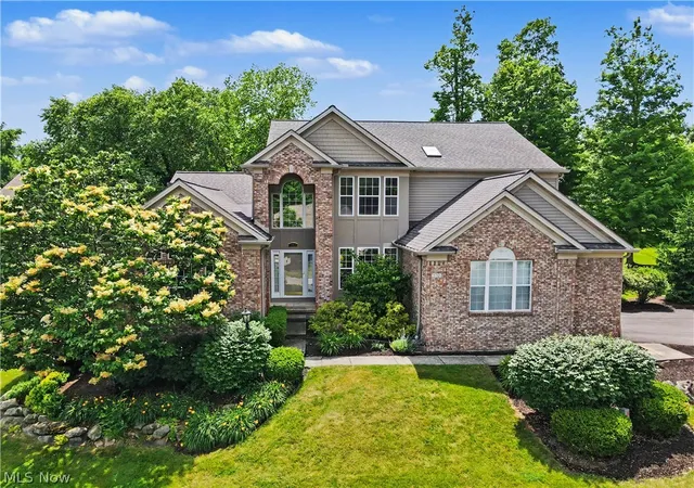 Photo 1 of Sale Pending at 532 Covington Ln, Chagrin Falls, OH 44023 | MLS# 5219515 | Listing updated on 2026-09-13