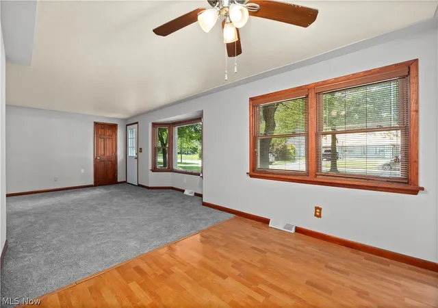 Photo 4 of Single family home for sale at 4905 Pinewood Dr, Sheffield Lake, OH 44054 | MLS# 5220206 | Listing updated on 2026-10-05