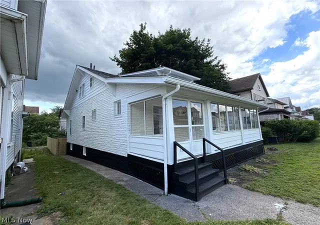 Photo 1 of Single family home for sale at 1312 Wellesley Ave, Steubenville, OH 43952 | MLS# 5217614 | Listing updated on 2026-09-06
