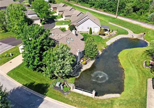 Photo 2 of Condo for sale at 102 Spinnaker Dr #2, Columbiana, OH 44408 | MLS# 5220574 | Listing updated on 2026-09-09