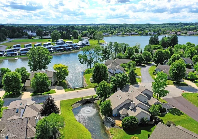Photo 3 of Condo for sale at 102 Spinnaker Dr #2, Columbiana, OH 44408 | MLS# 5220574 | Listing updated on 2026-09-09