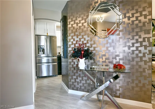 Photo 4 of Condo for sale at 102 Spinnaker Dr #2, Columbiana, OH 44408 | MLS# 5220574 | Listing updated on 2026-09-09