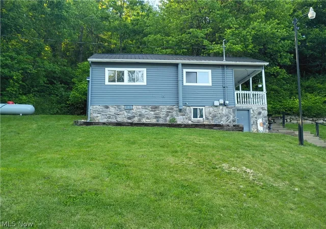 Photo 2 of Single family home for sale at 64301 Shady Ln Rd, Bellaire, OH 43906 | MLS# 5220225 | Listing updated on 2026-09-02