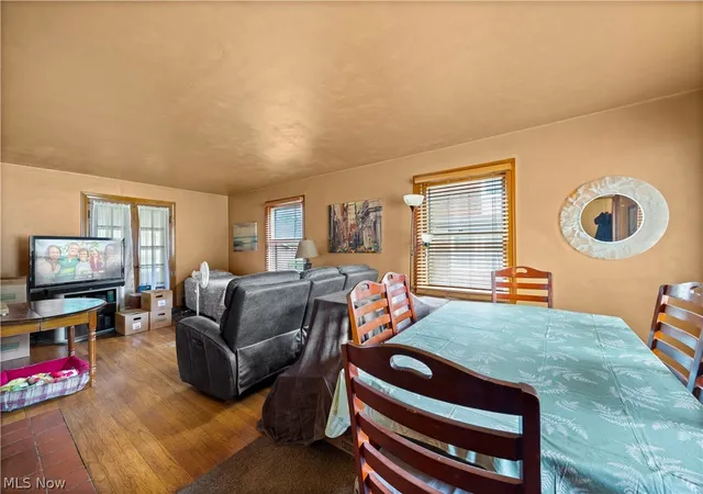 Photo 4 of Single family home for sale at 406 Root Rd, Lorain, OH 44052 | MLS# 5219517 | Listing updated on 2026-09-15