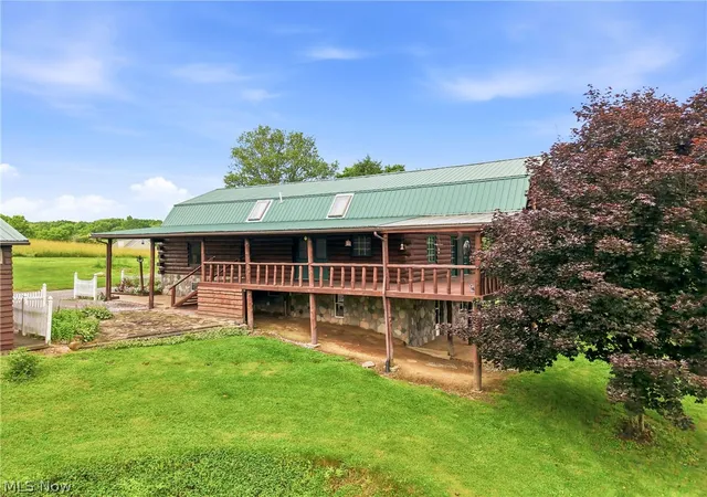 Photo 3 of Single family home for sale at 7374 Vale Rd, Rogers, OH 44455 | MLS# 5220705 | Listing updated on 2026-09-14