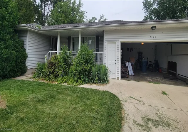 Photo 1 of Single family home for sale at 2702 Idlewood Pl, Lorain, OH 44052 | MLS# 5220832 | Listing updated on 2026-09-20