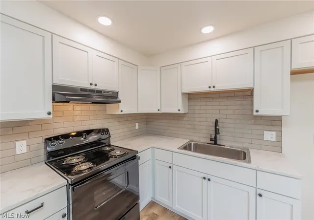 Photo 2 of Single family home for sale at 1218 W 44th Street, Lorain, OH 44053 | MLS# 5220667 | Listing updated on 2026-09-08