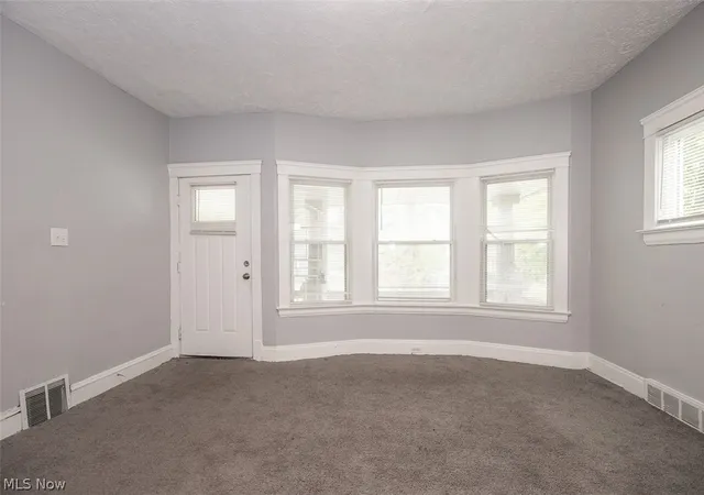Listing Photo 3 - Condo for sale in building located at 9421 Parkview Ave, Cleveland, OH 44104