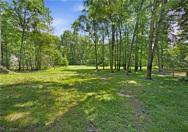 Photo 4 of Sale Pending at 5018 Fairfield School Rd, Columbiana, OH 44408 | MLS# 5221196 | Listing updated on 2026-09-08