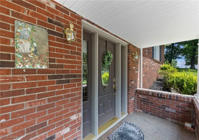 Photo 4 of Sale Pending at 1716 Cameron Holw Rd, New Cumberland, WV 26047 | MLS# 5221351 | Listing updated on 2026-09-11