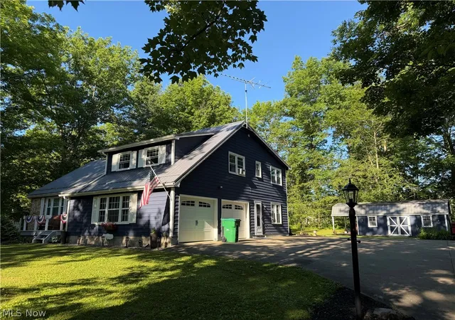 Photo 2 of Single family home for sale at 15000 S Crestwood Dr, Middlefield, OH 44062 | MLS# 5217888 | Listing updated on 2026-09-14