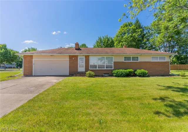Photo 1 of Single family home for sale at 253 Earl Dr Nw, Warren, OH 44483 | MLS# 5221846 | Listing updated on 2026-09-05