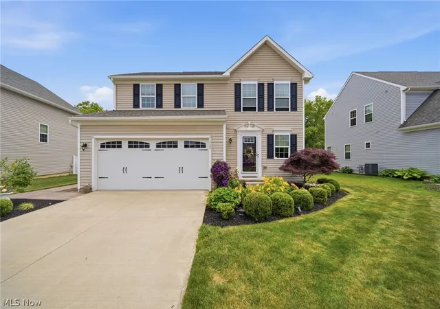 Photo 1 of Single family home for sale at 1724 Muirfield Ln, Painesville Twp, OH 44077 | MLS# 5221903 | Listing updated on 2026-10-05