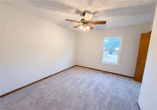 Photo 3 of Sale Pending at 654 Diamond Cir, Ravenna, OH 44266 | MLS# 5222438 | Listing updated on 2026-09-04
