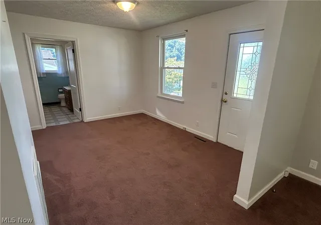Photo 3 of Single family home for sale at 110 Greene St, Newport, OH 45768 | MLS# 5191248 | Listing updated on 2026-09-14
