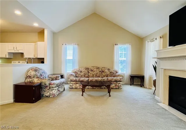 Listing Photo 4 - Condo for sale in building located at 1205 E Mallard Dr, Madison, OH 44057