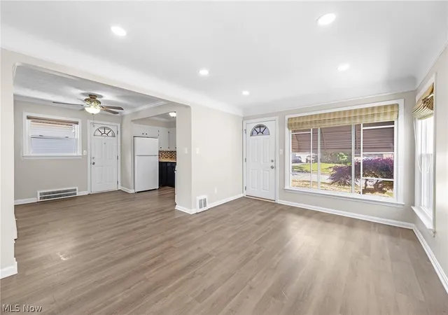 Photo 2 of Single family home for sale at 1653 Woodhurst Ave, Cleveland, OH 44124 | MLS# 5221165 | Listing updated on 2026-09-09