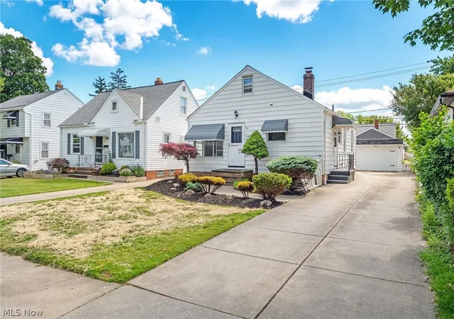 Photo 32 of Single family home for sale at 1653 Woodhurst Ave, Cleveland, OH 44124 | MLS# 5221165 | Listing updated on 2026-09-09