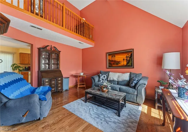 Photo 3 of Condo for sale at 5401 Pebble Crk Ln, Painesville, OH 44077 | MLS# 5222323 | Listing updated on 2026-09-28
