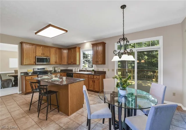 Photo 3 of Sale Pending at 20626 Morar Cir, Strongsville, OH 44149 | MLS# 5220773 | Listing updated on 2026-09-26