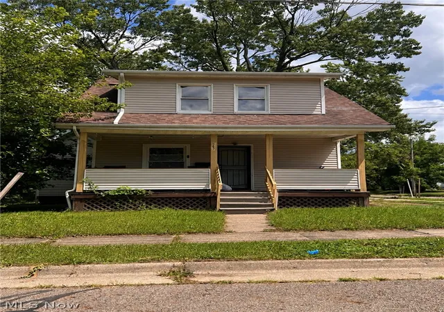 Photo 1 of Single family home for sale at 547 Van Everett Ave, Akron, OH 44306 | MLS# 5221872 | Listing updated on 2026-09-10