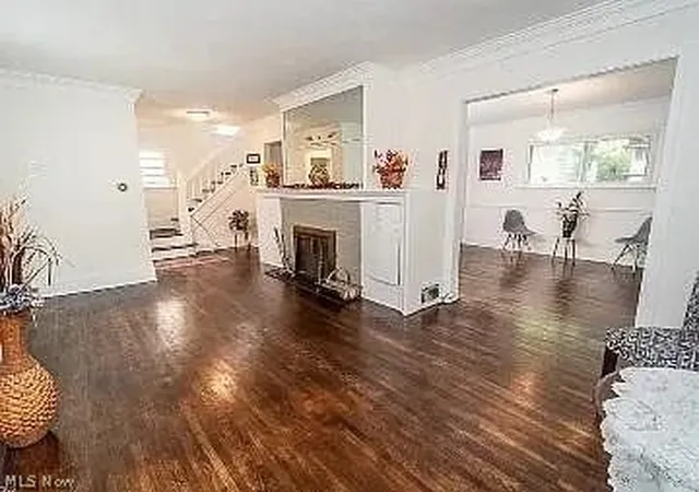 Photo 3 of Single family home for sale at 335 Beechwood Dr, Akron, OH 44320 | MLS# 5222269 | Listing updated on 2026-09-10
