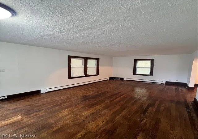 Photo 3 of Single family home for sale at 1186 Pondview Ave, Akron, OH 44305 | MLS# 5222327 | Listing updated on 2026-09-10