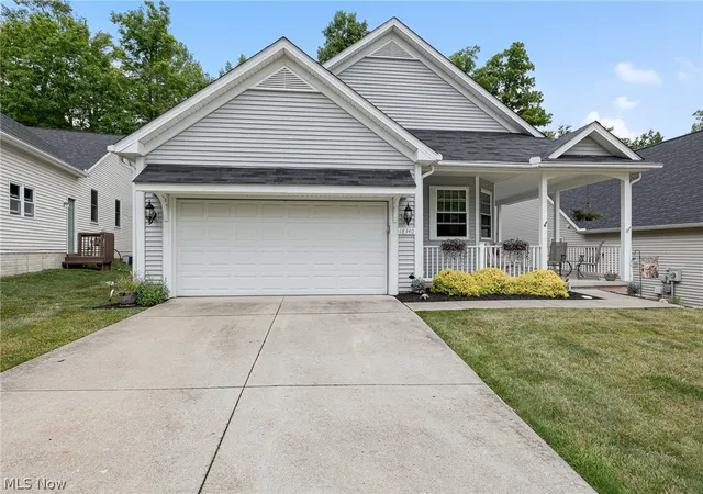 Photo 2 of Single family home for sale at 18340 Crystal Lakes Dr, North Royalton, OH 44133 | MLS# 5222491 | Listing updated on 2026-09-18