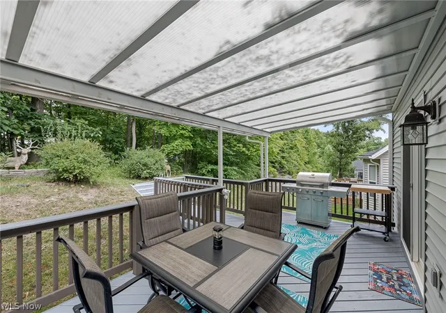 Photo 3 of Single family home for sale at 18340 Crystal Lakes Dr, North Royalton, OH 44133 | MLS# 5222491 | Listing updated on 2026-09-18