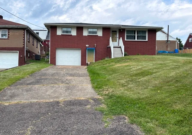 Photo 1 of Single family home for sale at 213 St Ann Way, Weirton, WV 26062 | MLS# 5222766 | Listing updated on 2026-09-04