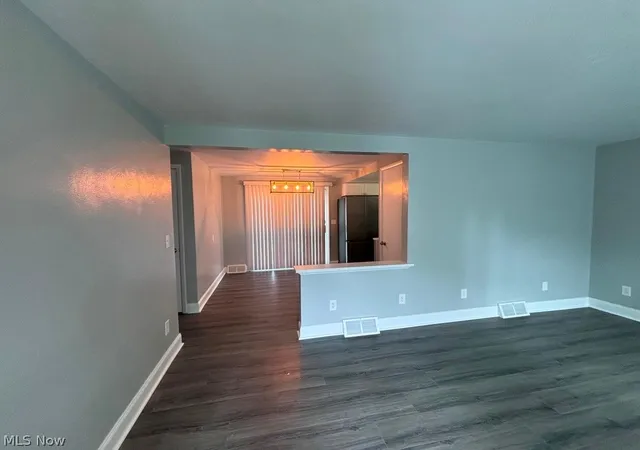 Photo 4 of Single family home for sale at 213 St Ann Way, Weirton, WV 26062 | MLS# 5222766 | Listing updated on 2026-09-04