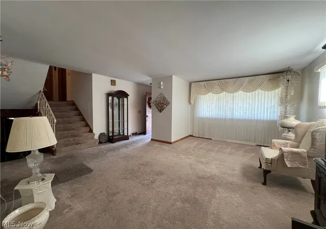 Photo 4 of Sale Pending at 1559 Fairfax Rd, Akron, OH 44313 | MLS# 5222410 | Listing updated on 2026-09-03