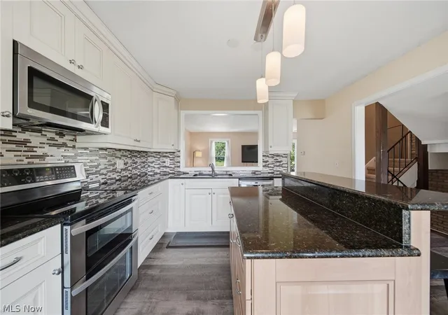 Photo 3 of Condo for sale at 824 S Chillicothe Rd #2, Aurora, OH 44202 | MLS# 5222107 | Listing updated on 2026-09-03