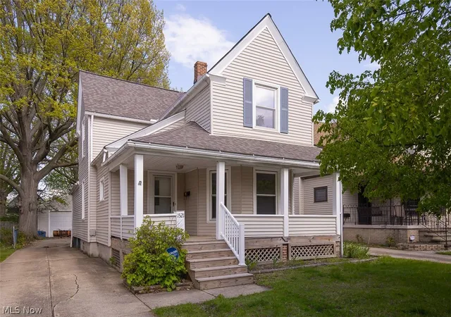 Photo 2 of Single family home for sale at 1521 Newman Ave, Lakewood, OH 44107 | MLS# 5222809 | Listing updated on 2026-09-12