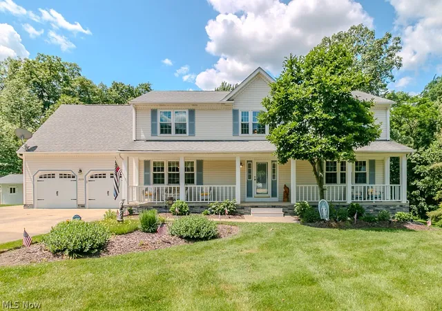 Photo 3 of Single family home for sale at 8054 N Chariot, Concord Township, OH 44060 | MLS# 5222305 | Listing updated on 2026-09-27