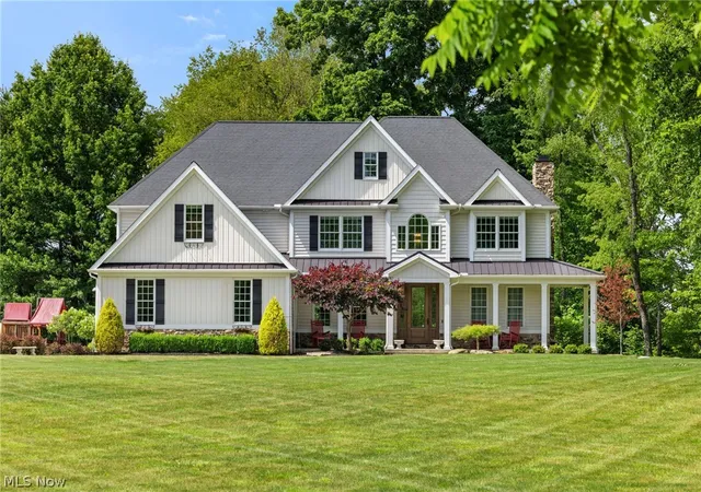 Photo 2 of Sale Pending at 41340 Spring Hl Rd, Leetonia, OH 44431 | MLS# 5223022 | Listing updated on 2026-09-11