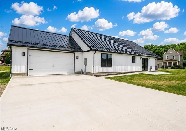 Single family home for sale at 1545 Roanoke Ave, Uhrichsville, OH 44683 | MLS# 5223141 | Listing updated on 2026-09-14