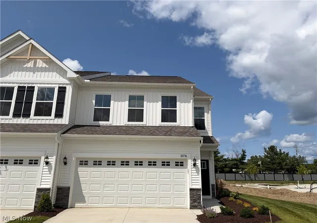Photo 1 of Sale Pending at 32736 Sandridge Run, Avon Lake, OH 44012 | MLS# 5223314 | Listing updated on 2026-09-03