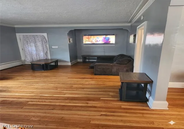 Photo 3 of Single family home for sale at 3280 Altamont Ave, Cleveland, OH 44118 | MLS# 5223335 | Listing updated on 2026-09-05