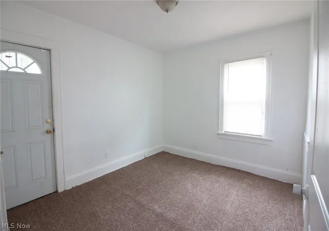 Listing Photo 2 - Condo for sale in building located at 3345 E 140th St, Cleveland, OH 44120