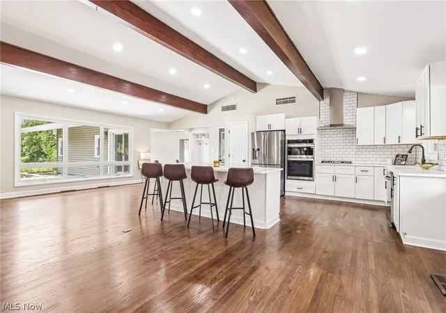 Photo 2 of Single family home for sale at 3312 Bancroft Rd, Fairlawn, OH 44333 | MLS# 5222026 | Listing updated on 2026-09-11