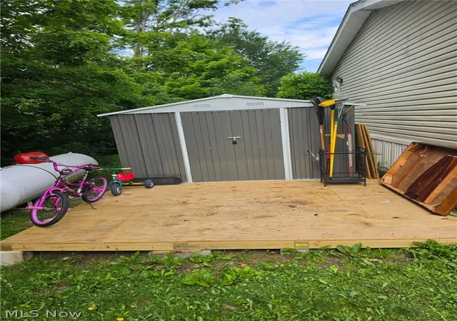 Photo 2 of Single family home for sale at 6390 Linda Ln, Ravenna, OH 44266 | MLS# 5223496 | Listing updated on 2026-09-10