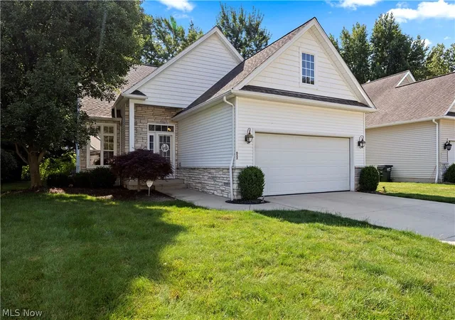 Photo 2 of Single family home for sale at 652 Lakeside Dr, Avon Lake, OH 44012 | MLS# 5223606 | Listing updated on 2026-09-09