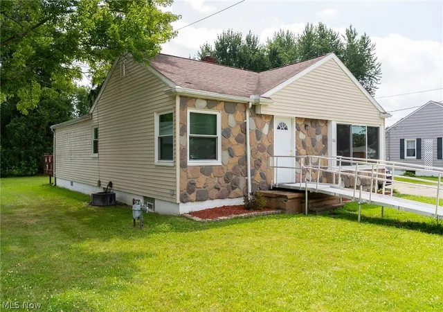 Photo 22 of Single family home for sale at 526 Ridge Rd, Newton Falls, OH 44444 | MLS# 5223326 | Listing updated on 2026-09-09
