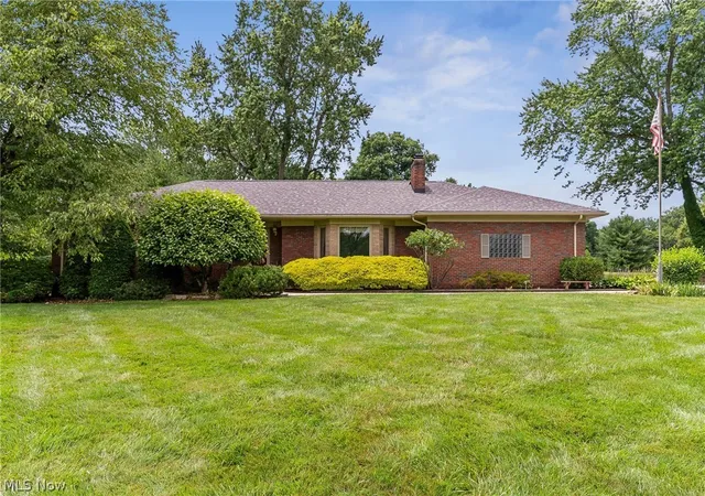 Photo 1 of Single family home for sale at 4122 Devon Dr Se, Warren, OH 44484 | MLS# 5223809 | Listing updated on 2026-09-26