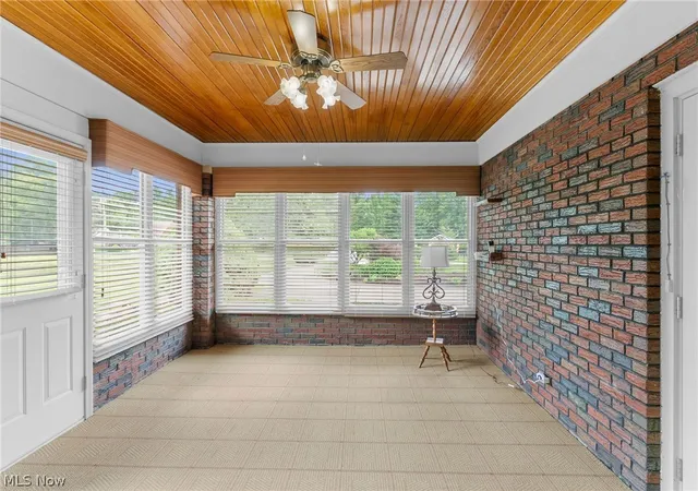 Photo 4 of Single family home for sale at 4122 Devon Dr SE, Warren, OH 44484 | MLS# 5223809 | Listing updated on 2026-09-26